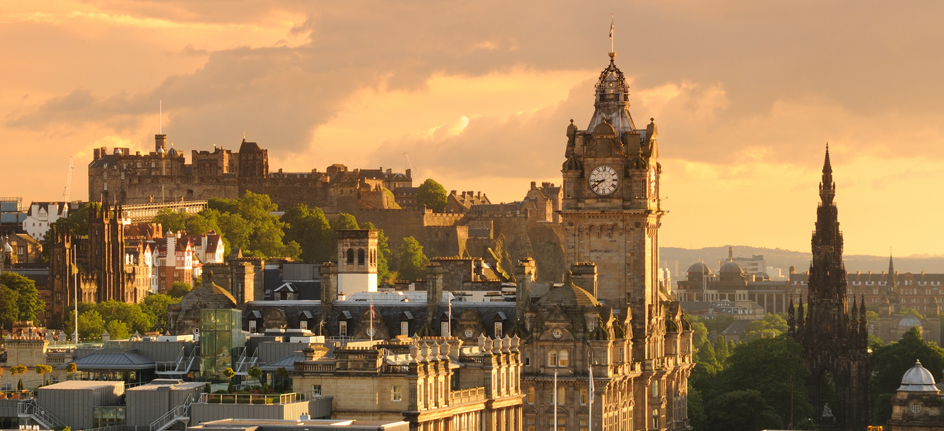 Photos of famous landmarks in Britain