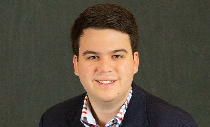 Carson Earnest headshot