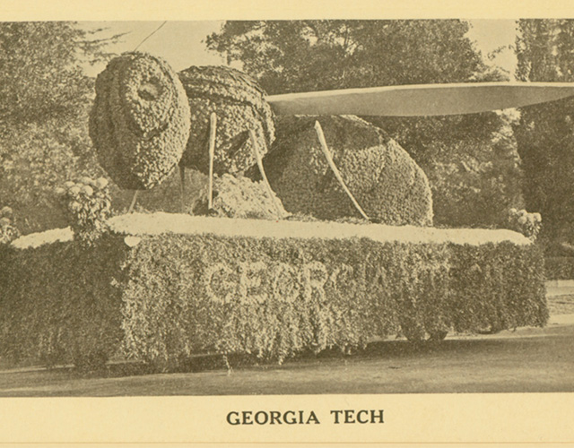 Rose Bowl GT Float