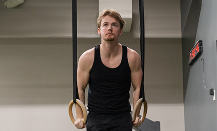 David Lloyd George doing a Ring Muscle Up