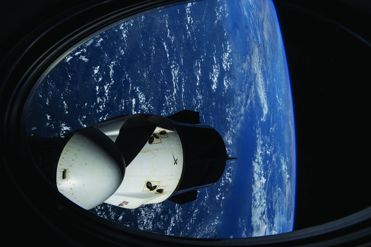 photo lookign from the ISS