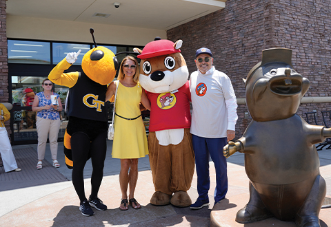 President Cabrera at Buc-ee's 