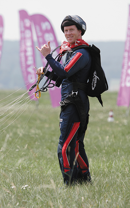 Ian Bobo military training