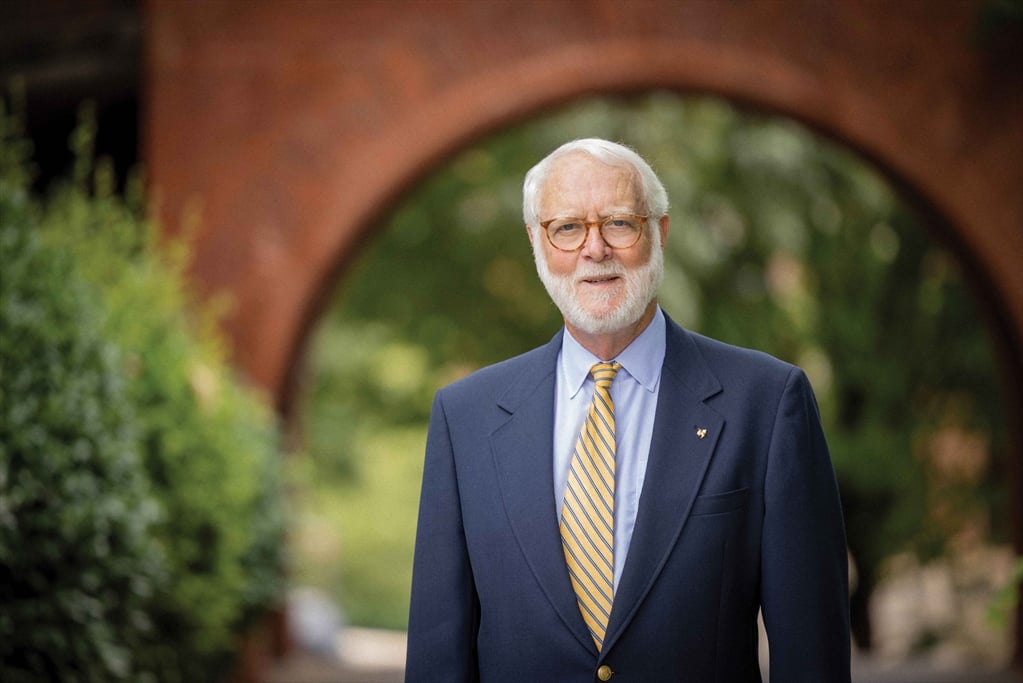  Dr. G. Wayne Clough in Georgia Tech colors