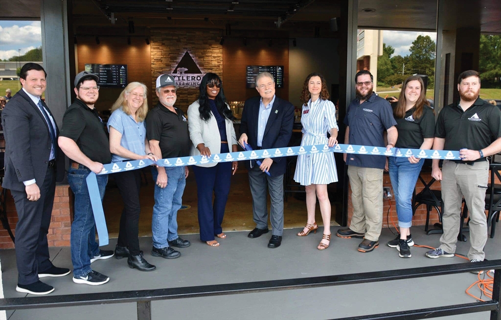 Kettlerock Brewing ribbon-cutting ceremony