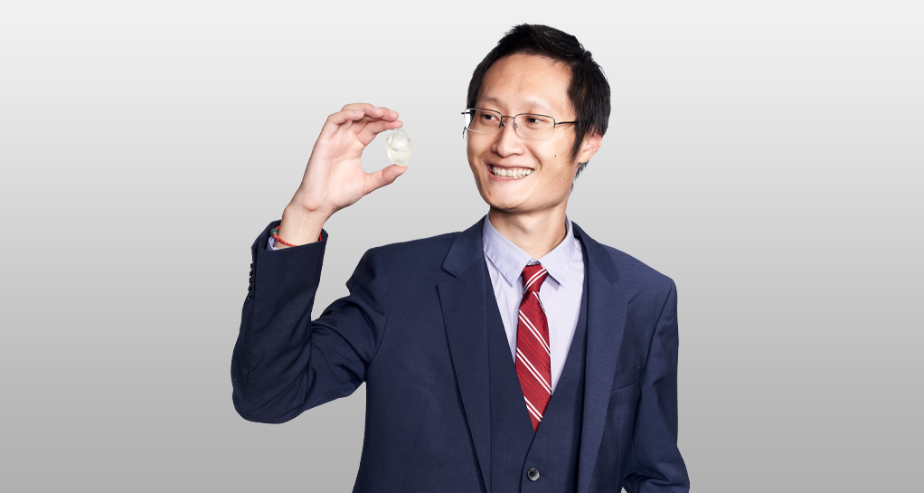 Yu Shrike holding a 3d printed object